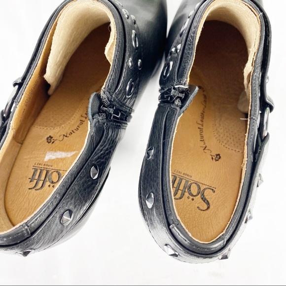 Sundance Sofft Heel Ankle Boot in Black Leather - Picture 9 of 12